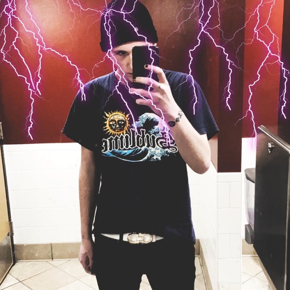 Hey, I’m IanTheUglyGothKid - Picture 1 of 8